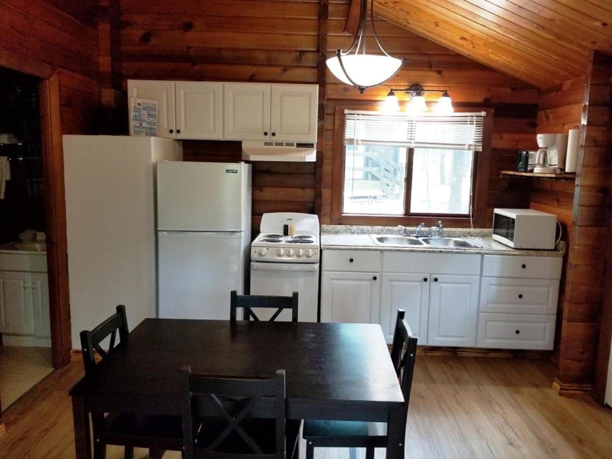 Lake Texoma Camping Resort Cabin 1 Willow Spring Exterior photo